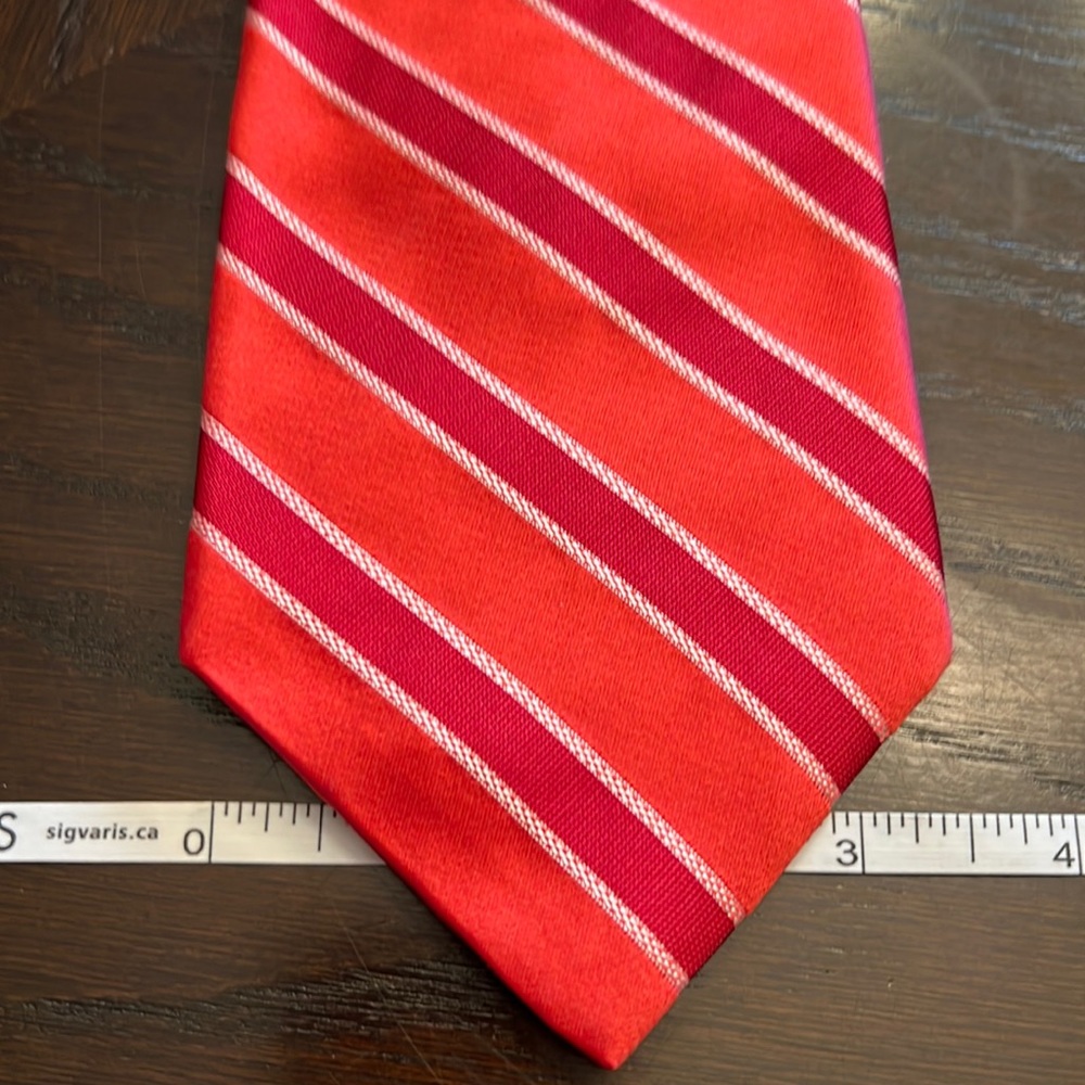 Hart Schaffner Marx Silk Tie